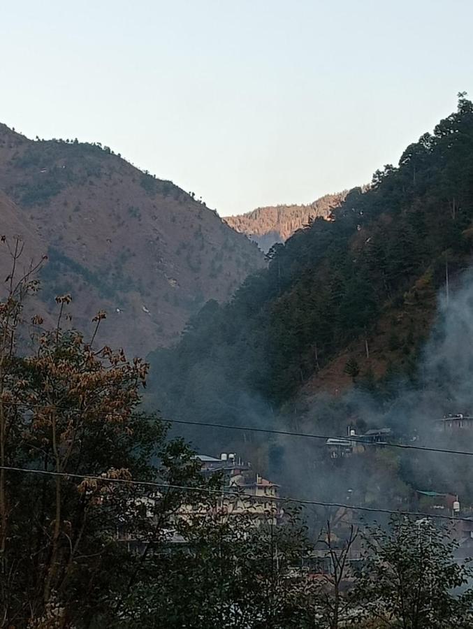 Rrr Resorts Tirthan Valley By Rrr Hotels & Resorts Banjar Luaran gambar